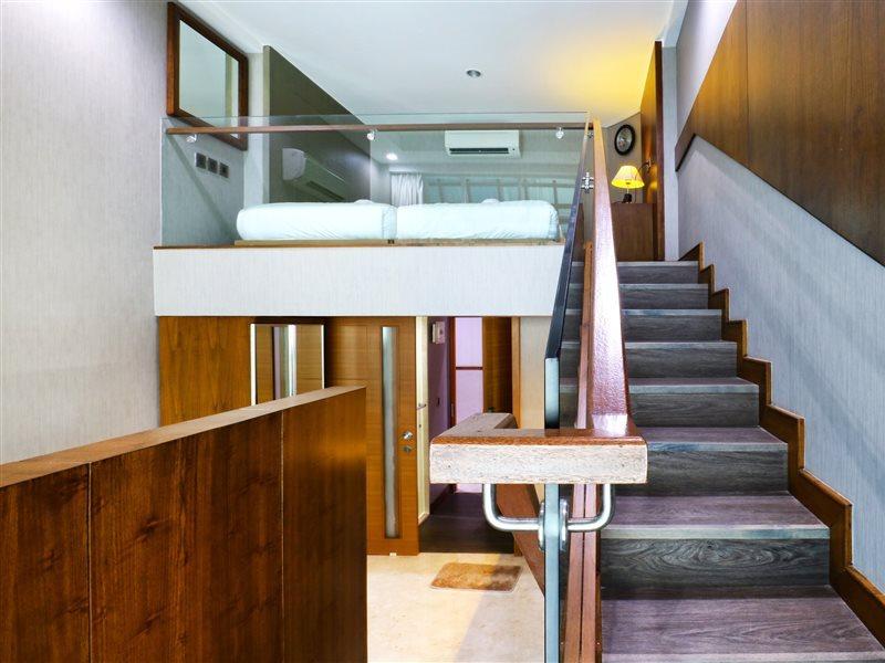 The Baile Hotel Jakarta Exterior photo